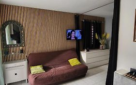 STUDIO de VACANCES FREJUS PLAGE